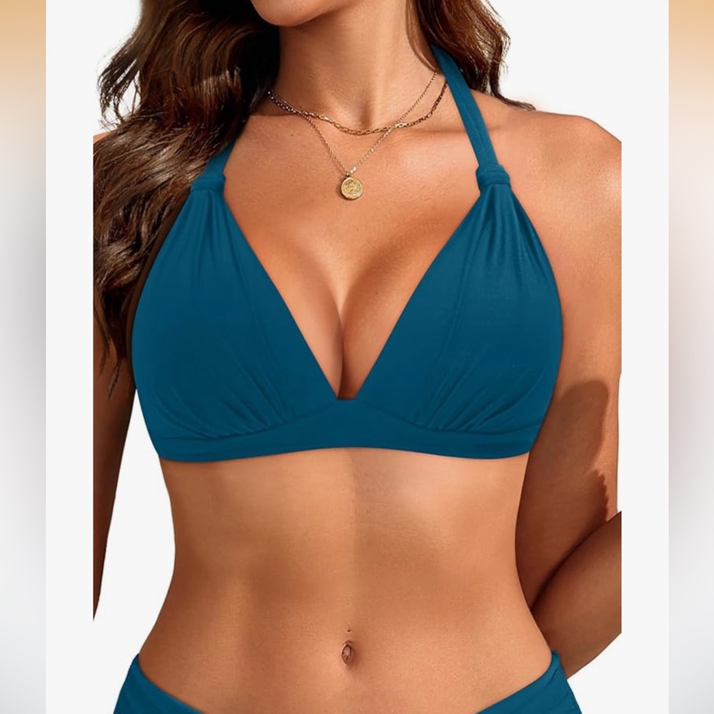 Women Halter Bikini Top Padded Swimsuits
Vintage Bathing Top Size L Teal color